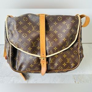 Louis Vuitton Saumur 35! Vintage LV crossbody bag just got maintenance from LV